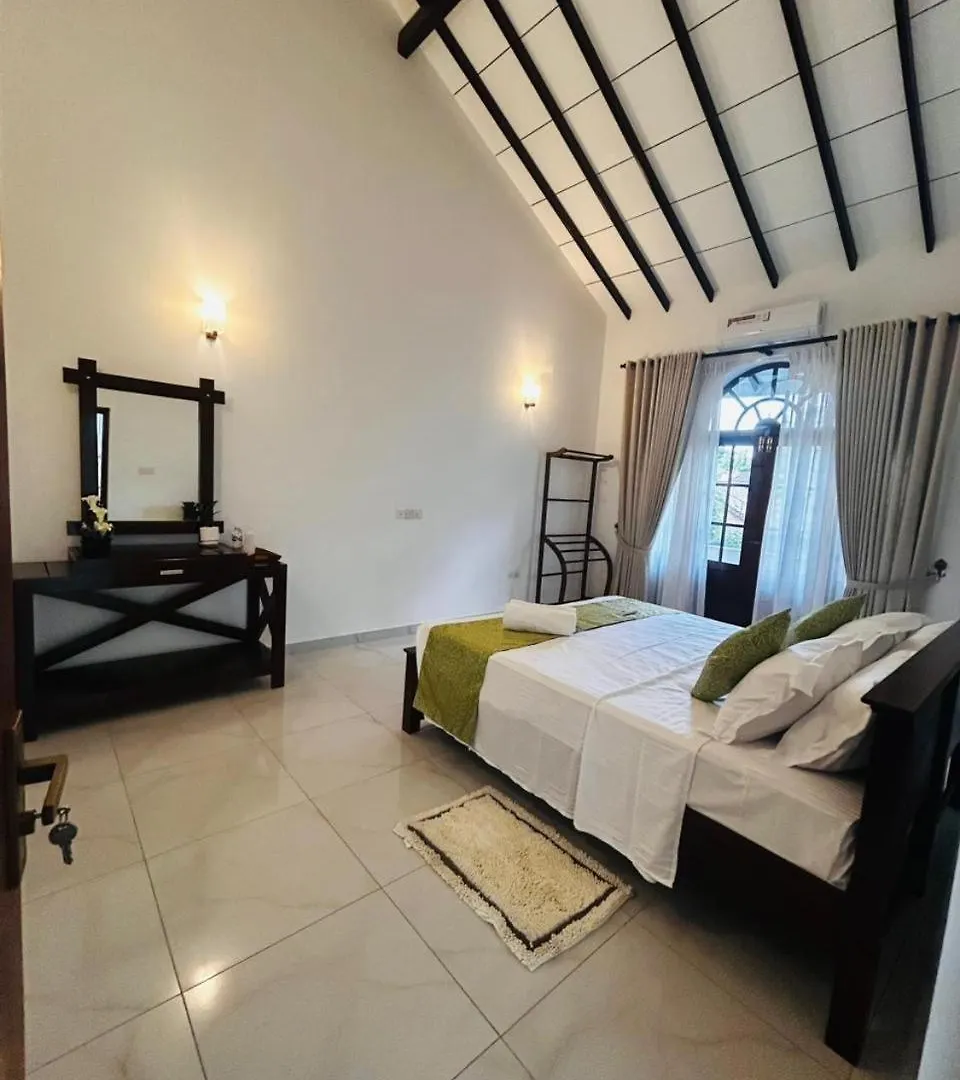 Neem Aura Home Stay Seeduwa 0*,  Sri Lanka