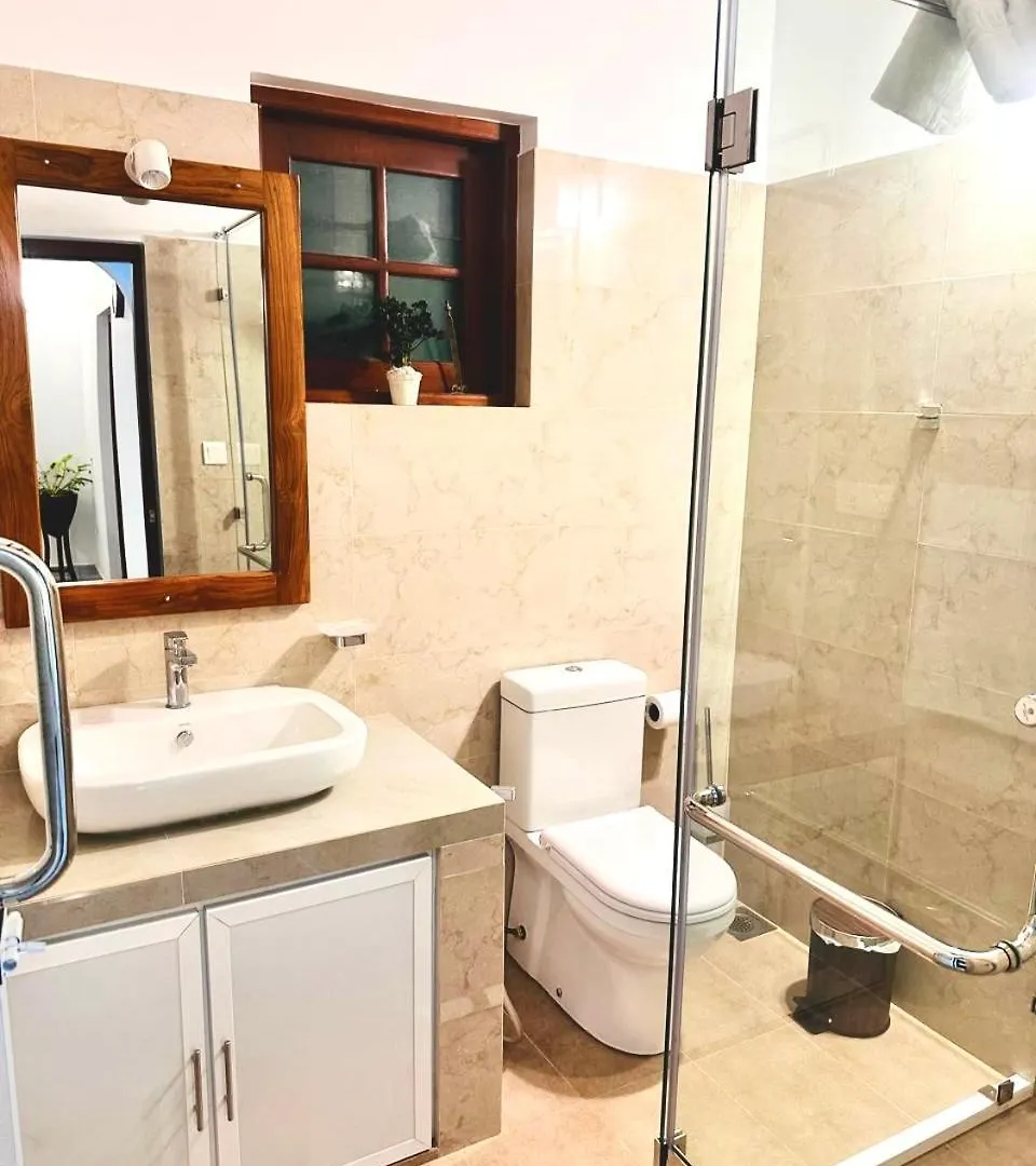Neem Aura Home Stay Seeduwa 0*,  Sri Lanka