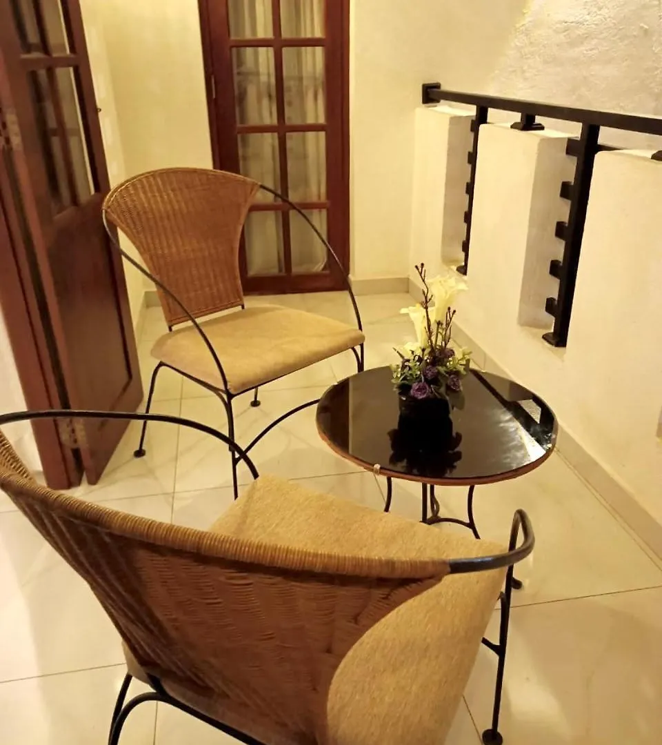 Homestay Neem Aura Home Stay Seeduwa
