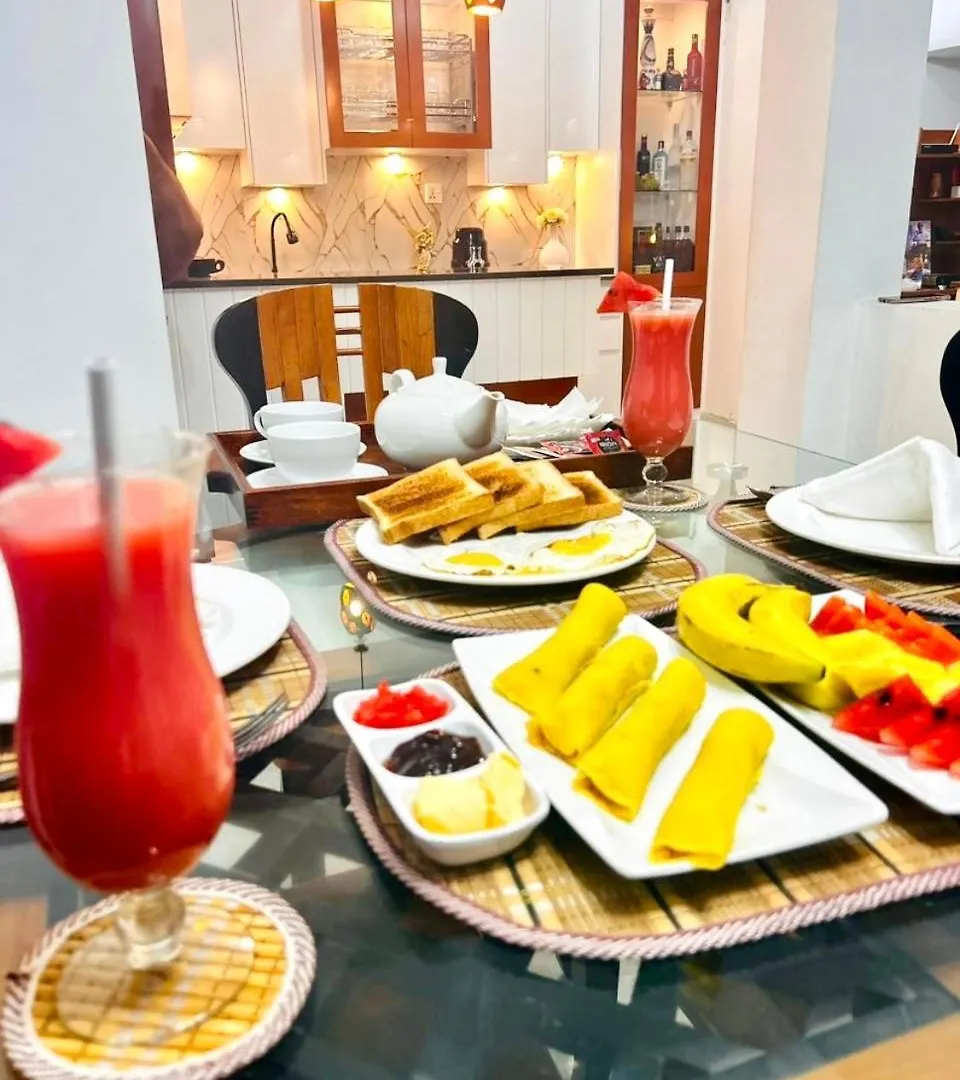 Neem Aura Home Stay Seeduwa Homestay
